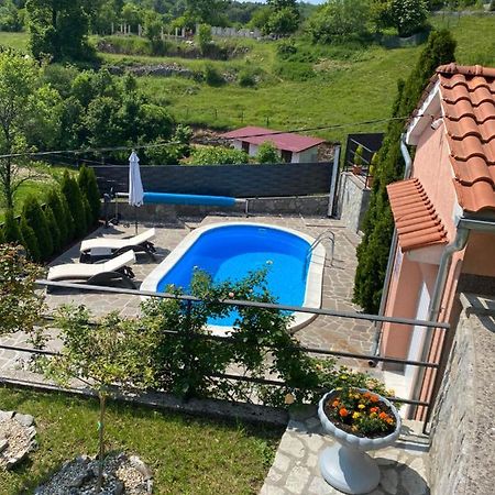 Holiday House Pasjak Sapjane Ngoại thất bức ảnh